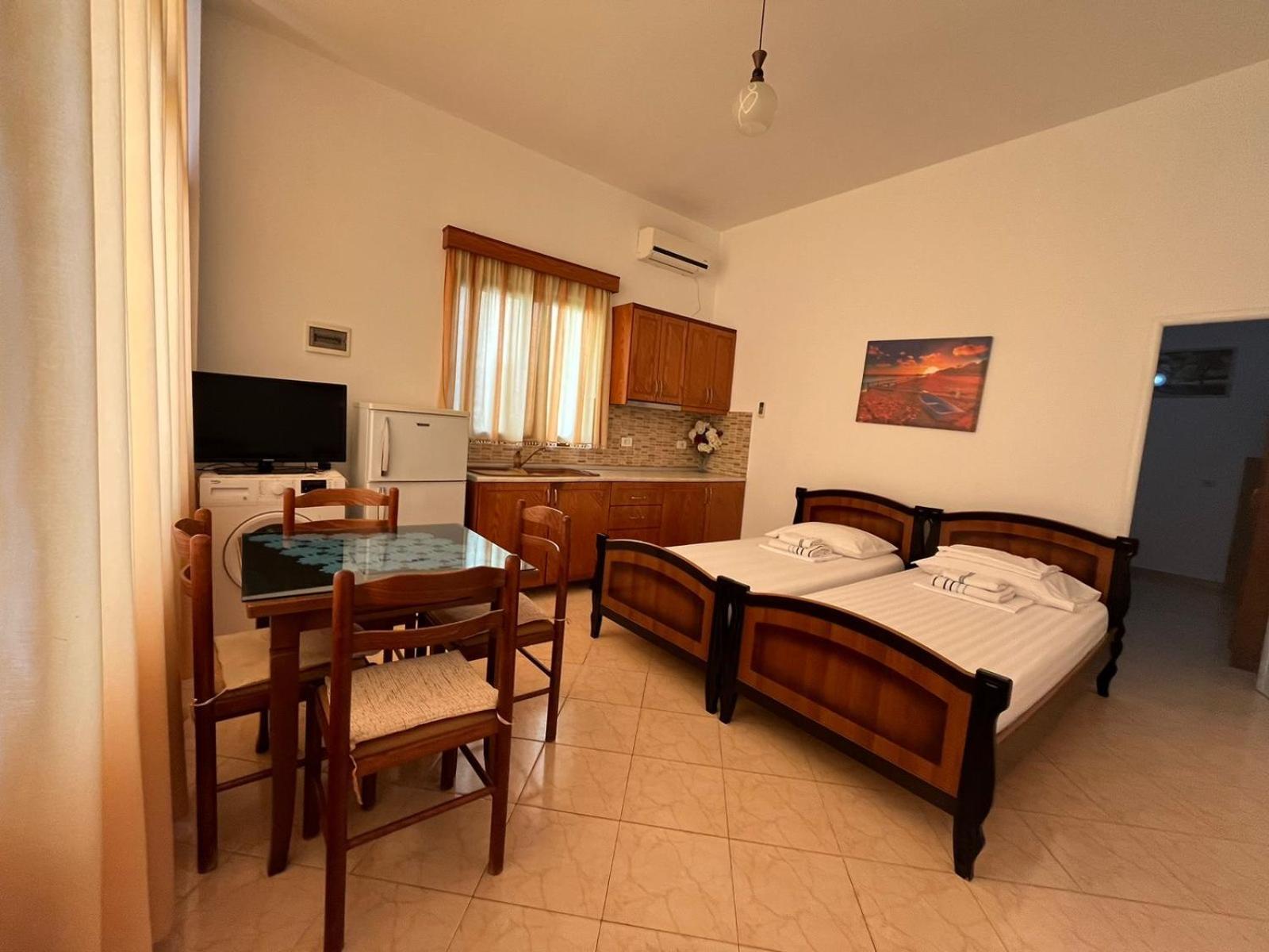Center Apartament Ksamil